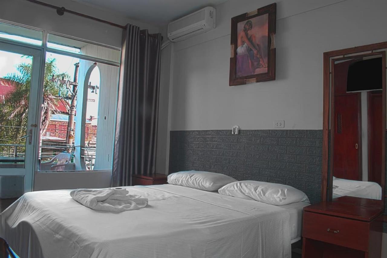 Hostal Ibiza Санта-Крус-де-ла-Сьєрра Екстер'єр фото